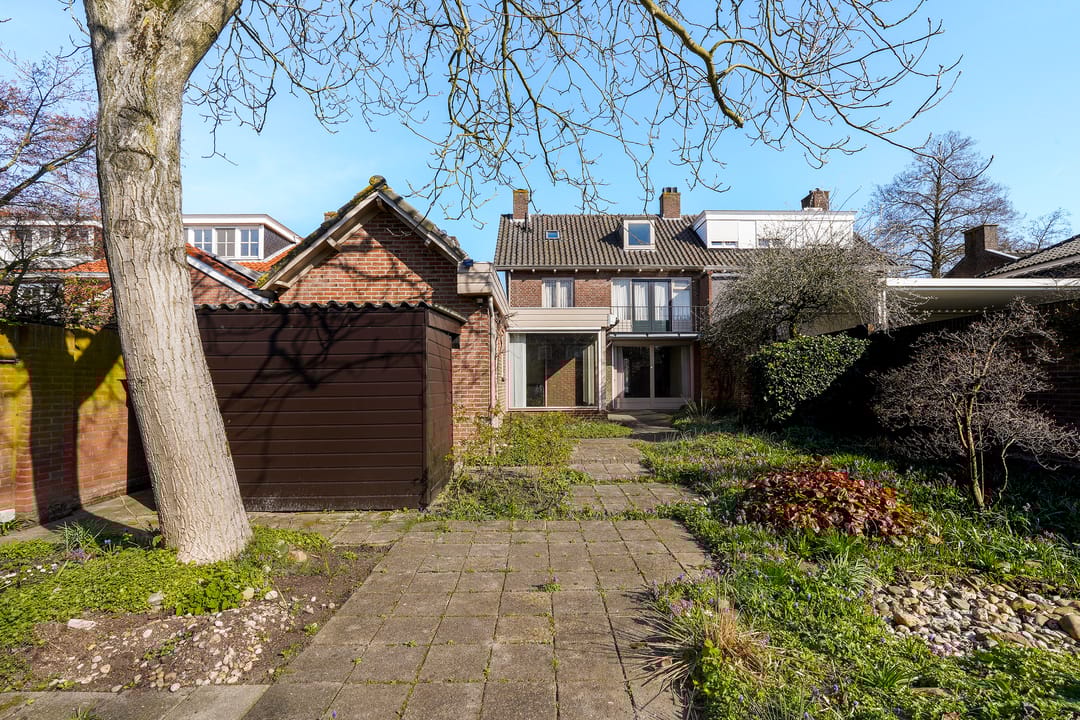 Photo 32 of Burgemeester van Grotenhuisstraat 10