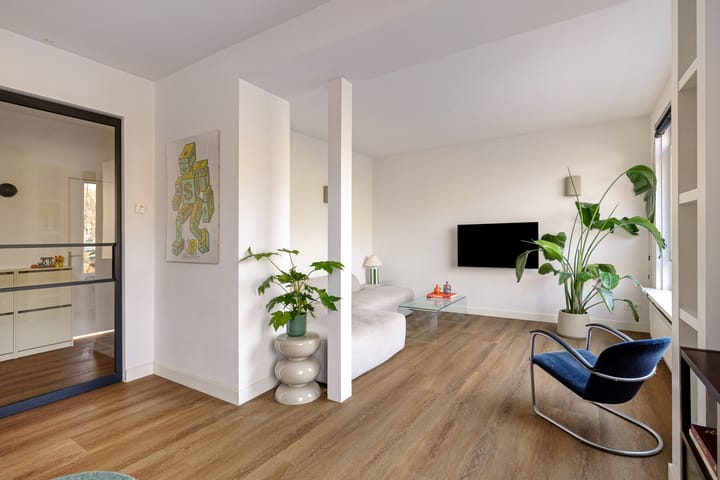 Photo 3 of Westwal 55