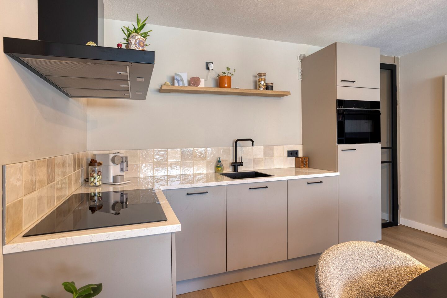 Photo 14 of Dr Erensstraat 50