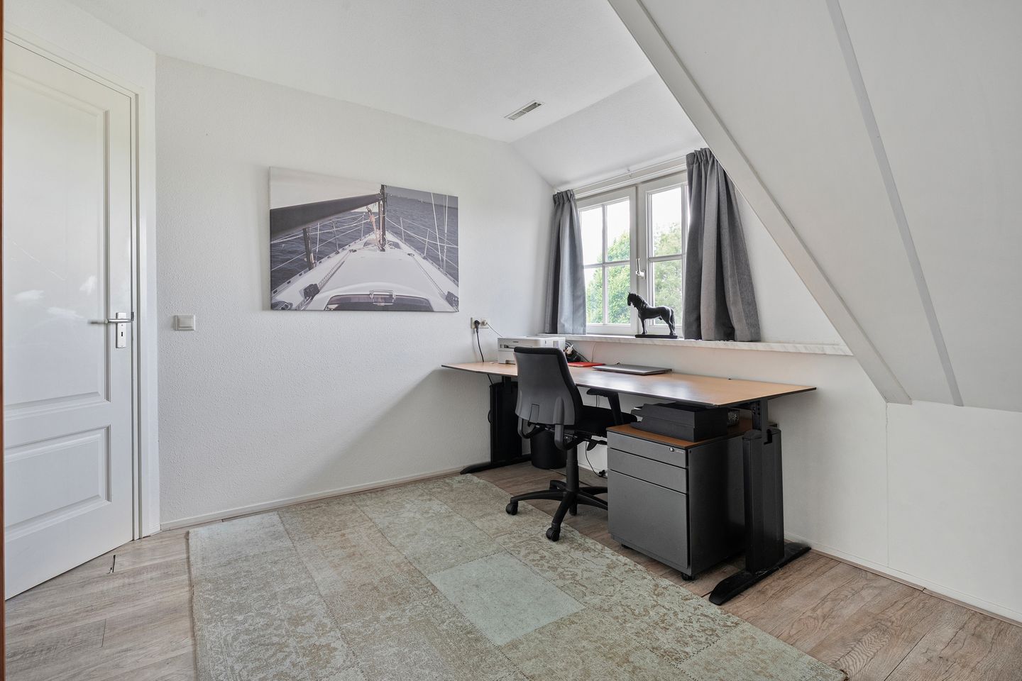 Spacious Country House with Guest Accommodation and Equestrian Facilities in Ommen — 36