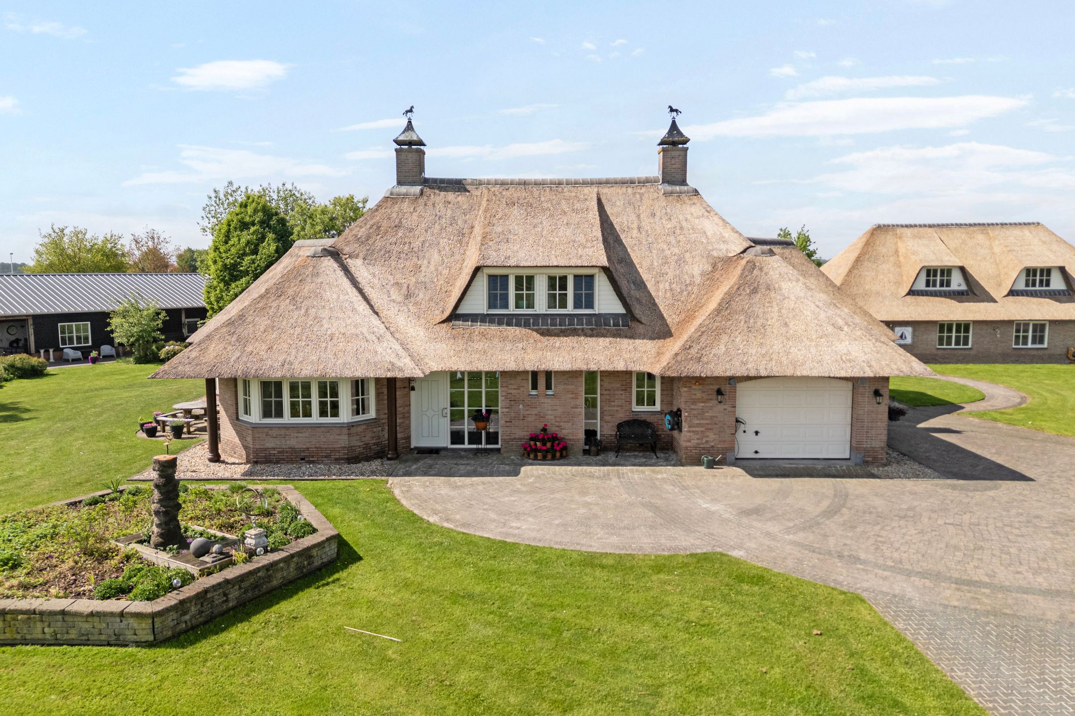 Spacious Country House with Guest Accommodation and Equestrian Facilities in Ommen — 99