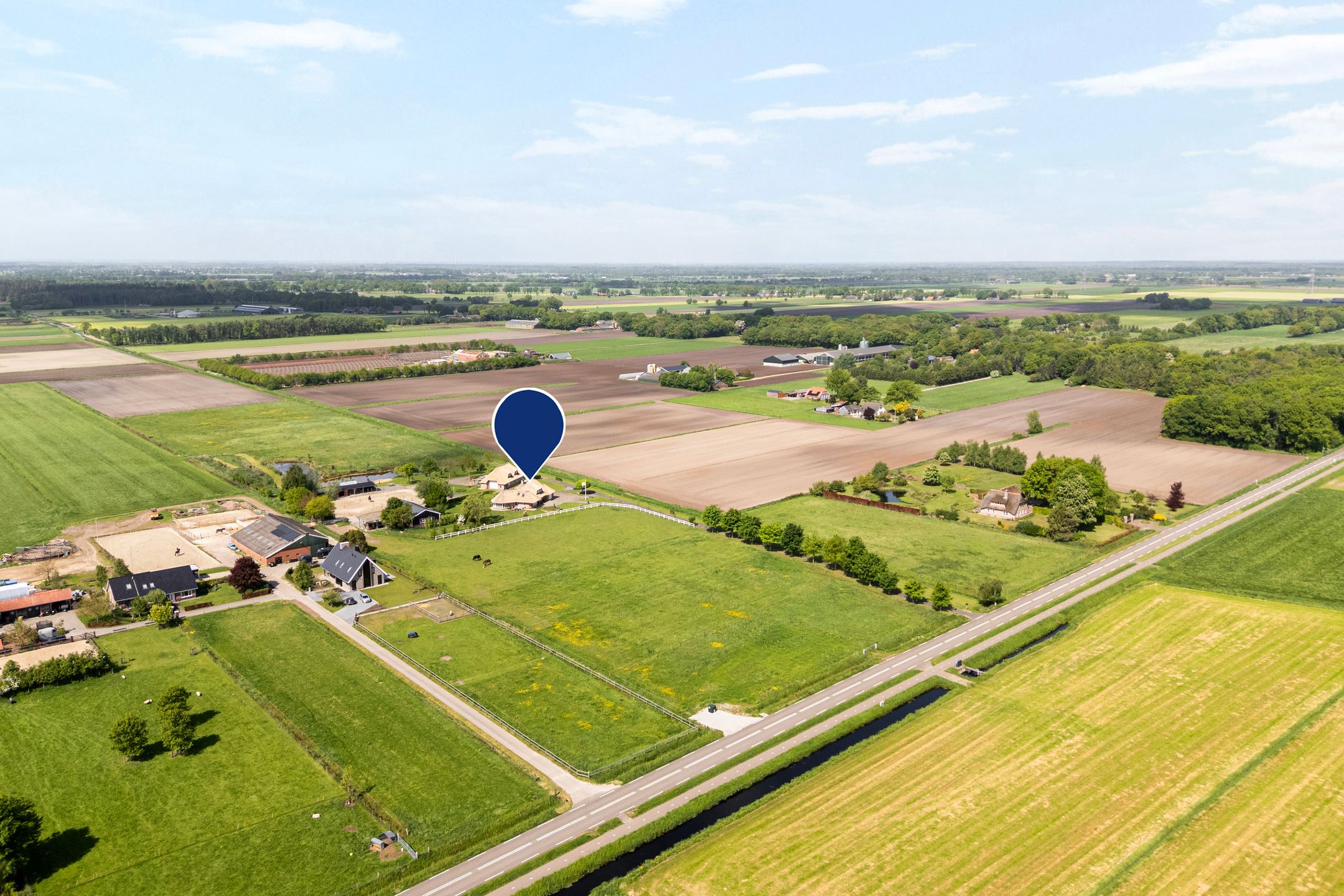 Spacious Country House with Guest Accommodation and Equestrian Facilities in Ommen — 118