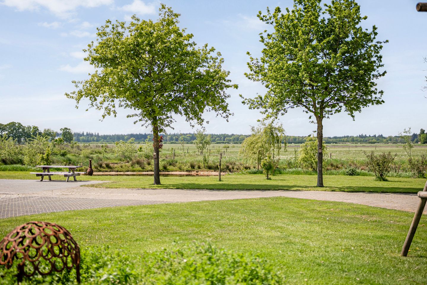 Spacious Country House with Guest Accommodation and Equestrian Facilities in Ommen — 95