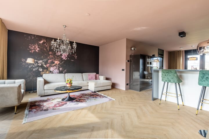 Photo 3 of De Regenboog 28