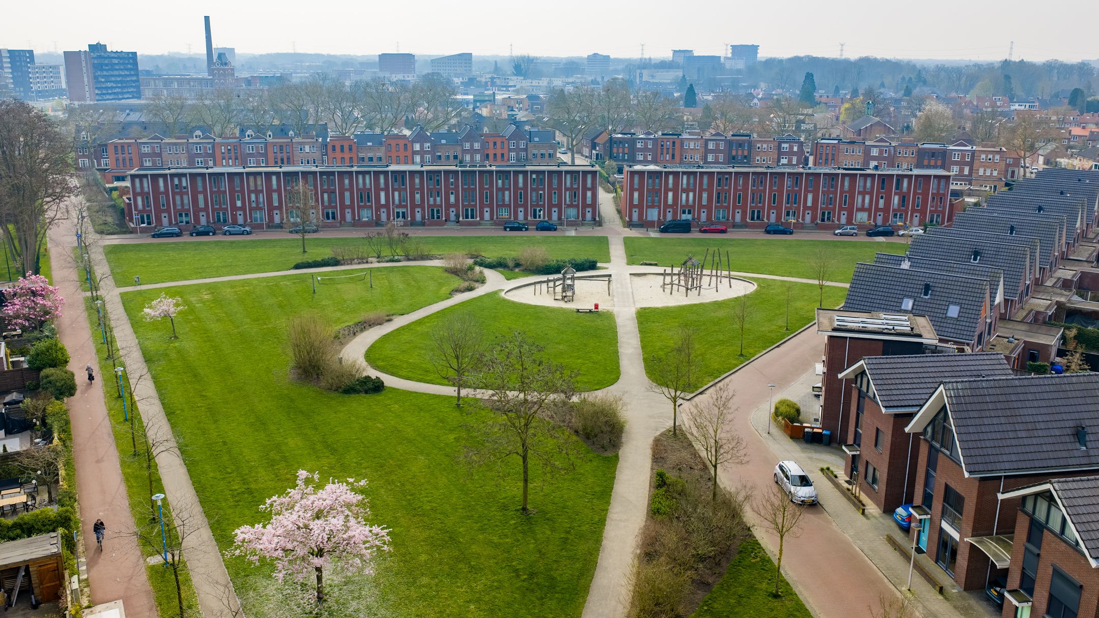 De Regenboog 28 