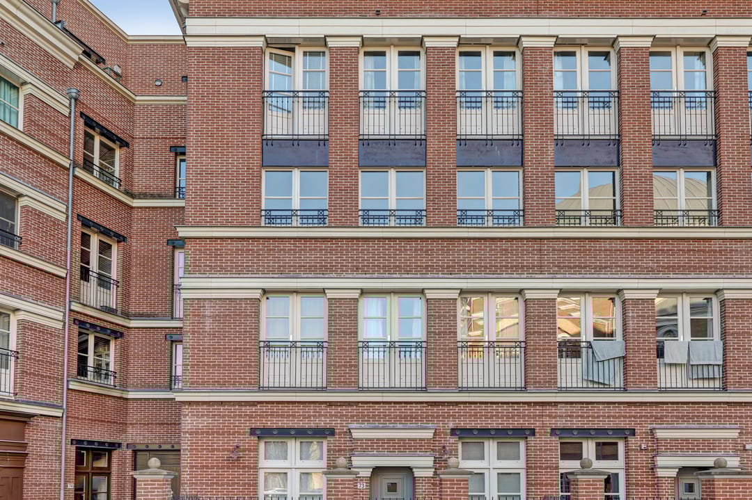 Foto 2 van Piri Reisplein 51