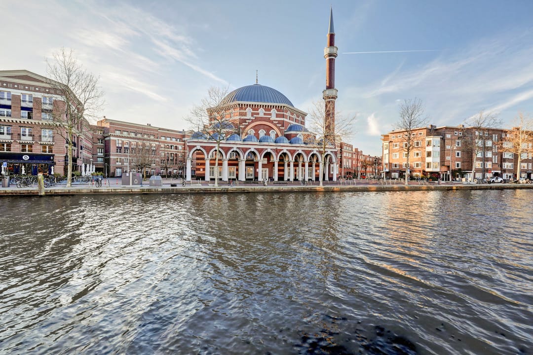 Foto 7 van Piri Reisplein 51