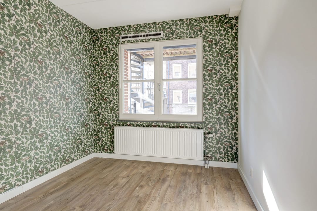 Foto 32 van Piri Reisplein 51