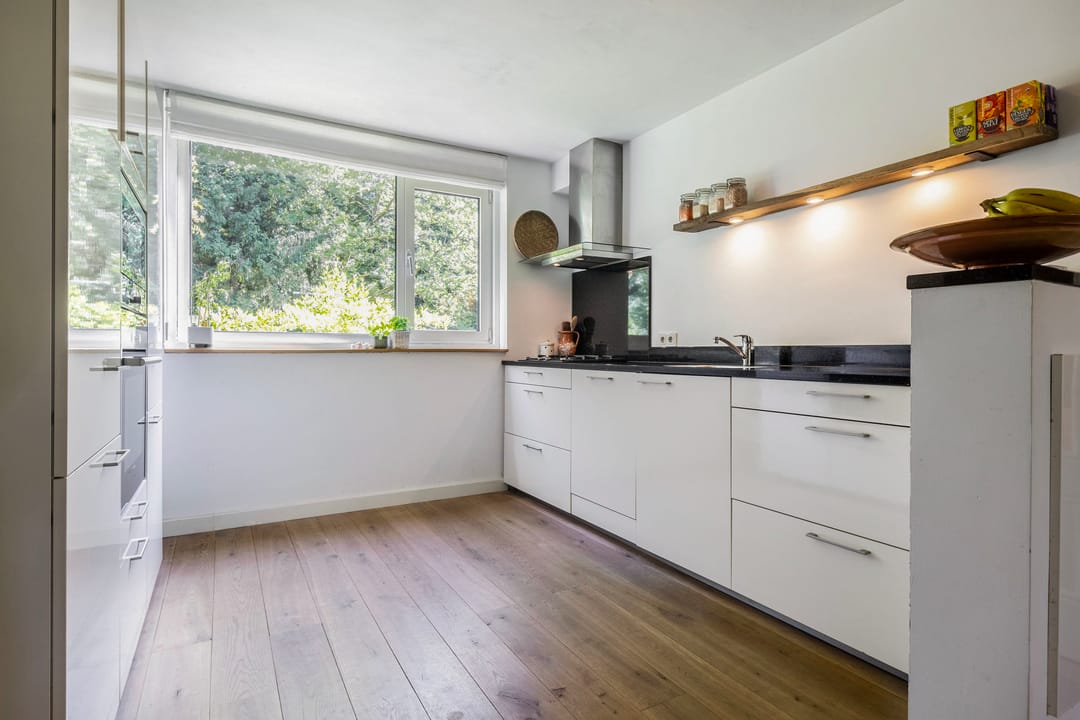 Foto 11 van Parallelweg 66