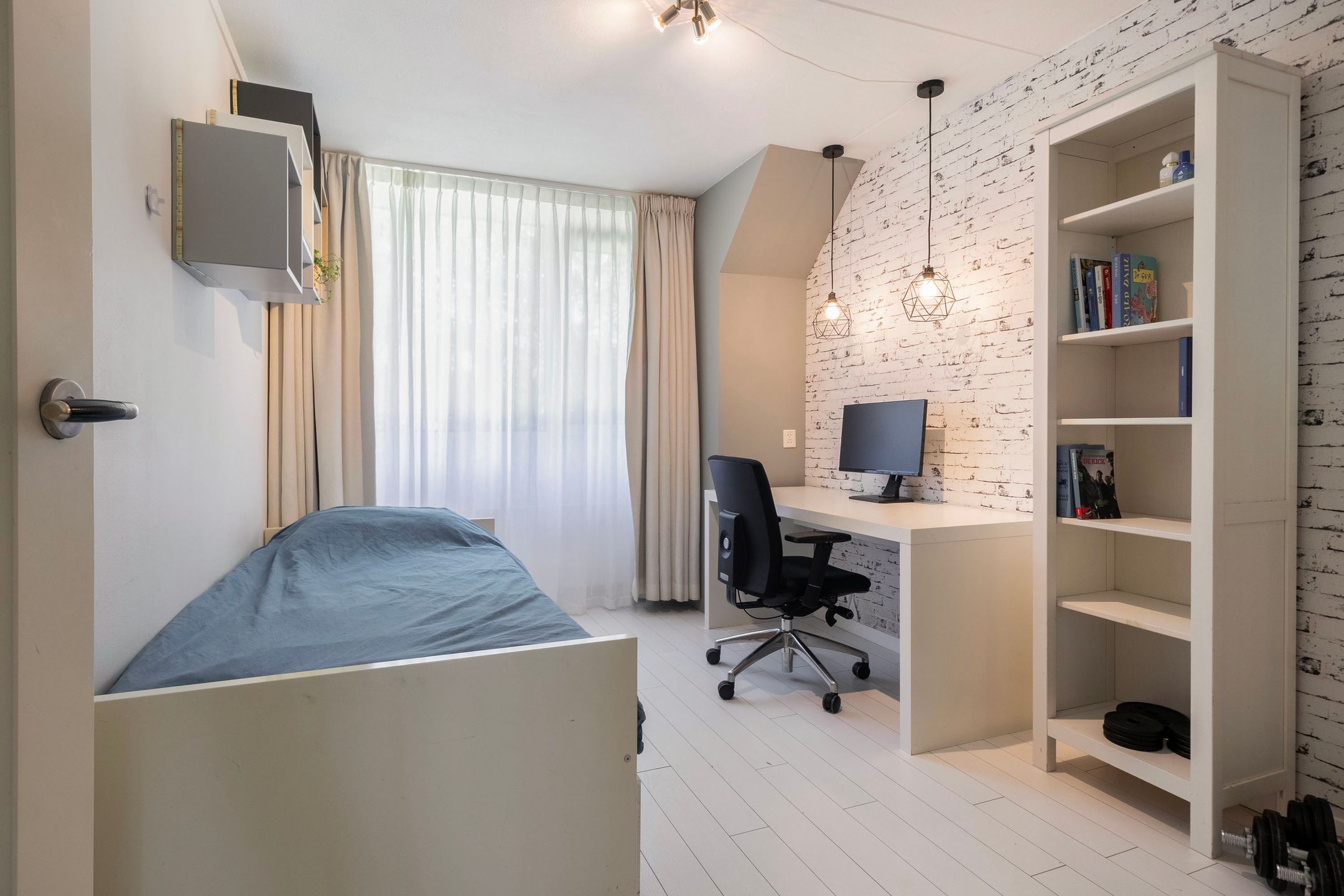 Foto 21 van Parallelweg 66