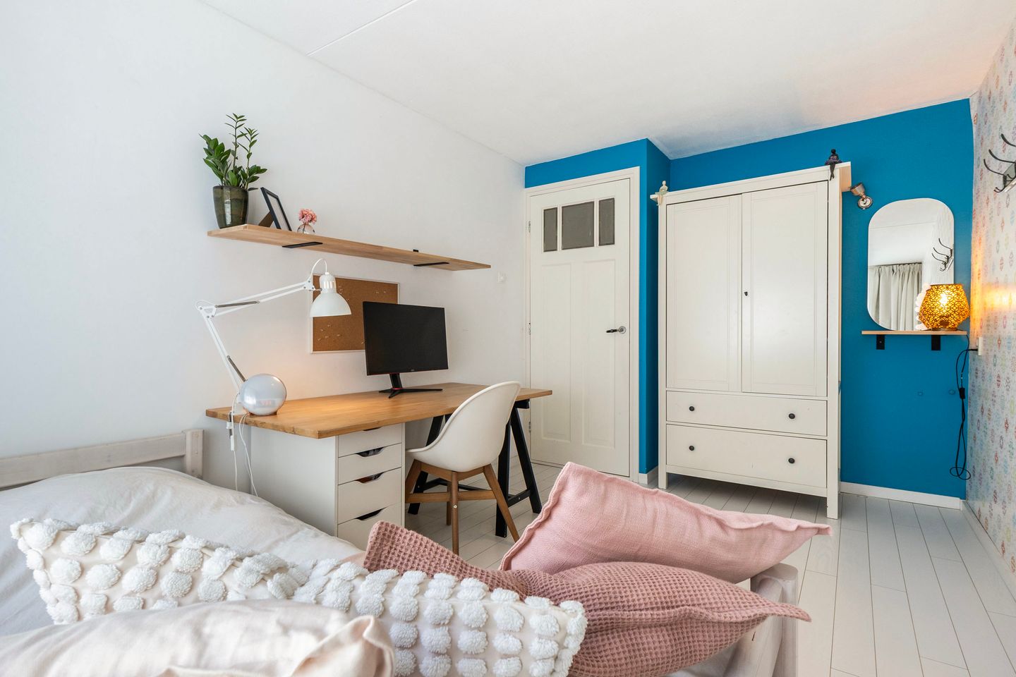 Foto 20 van Parallelweg 66