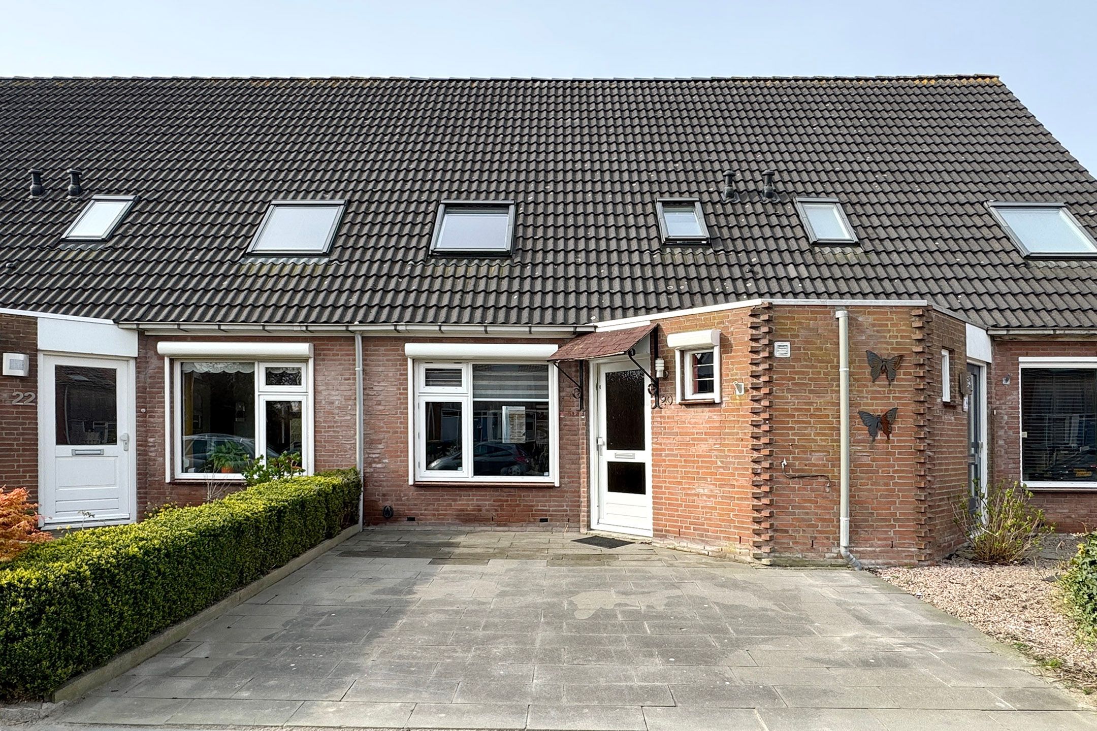 Move-in Ready Terraced Home with Luxury Kitchen and Sunny Southwest Garden — 53