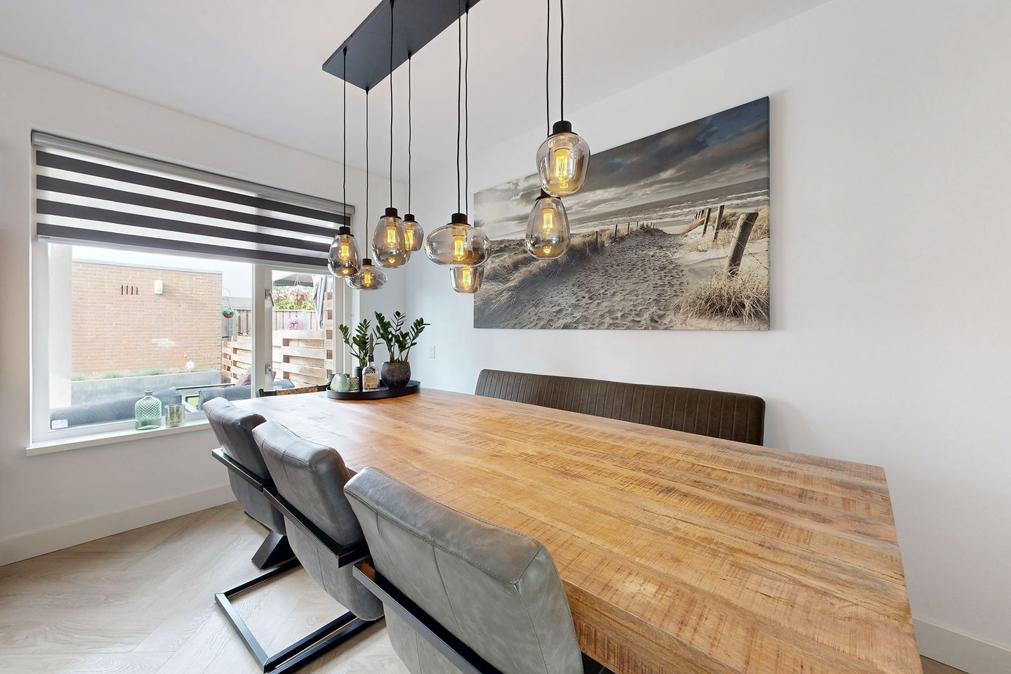Move-in Ready Terraced Home with Luxury Kitchen and Sunny Southwest Garden — 16