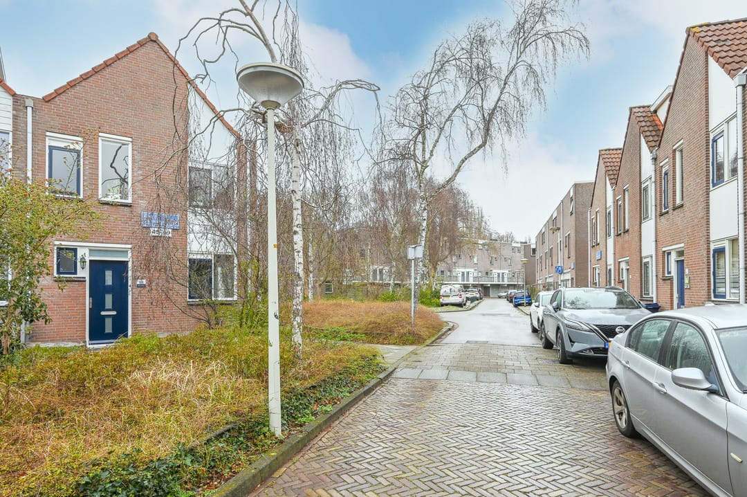 Photo 2 of Claude Debussystraat 45