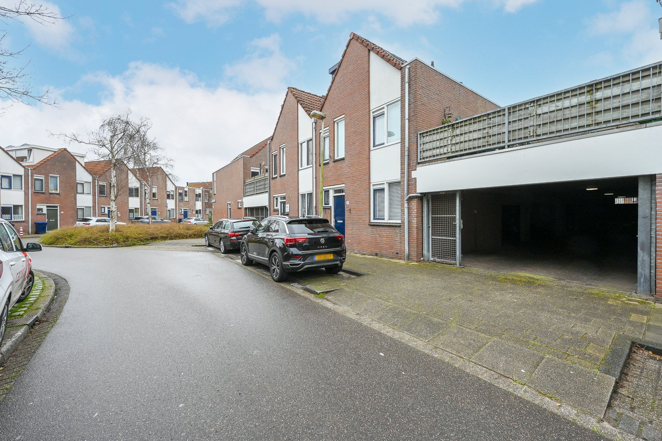 Photo 39 of Claude Debussystraat 45