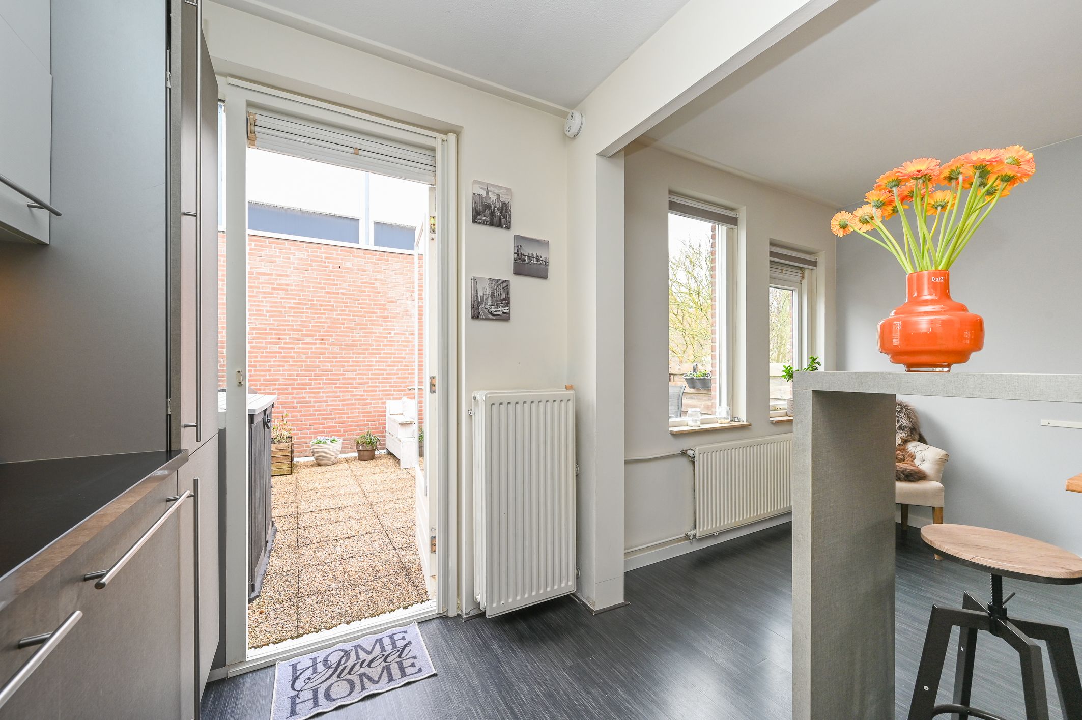 Photo 27 of Claude Debussystraat 45