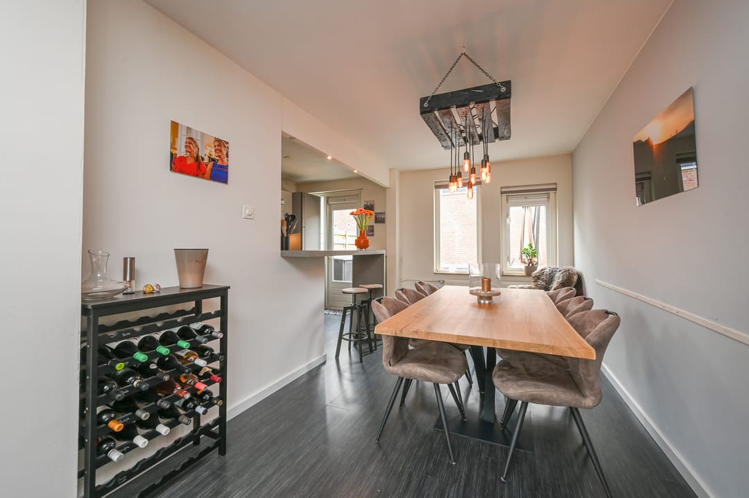 Photo 23 of Claude Debussystraat 45