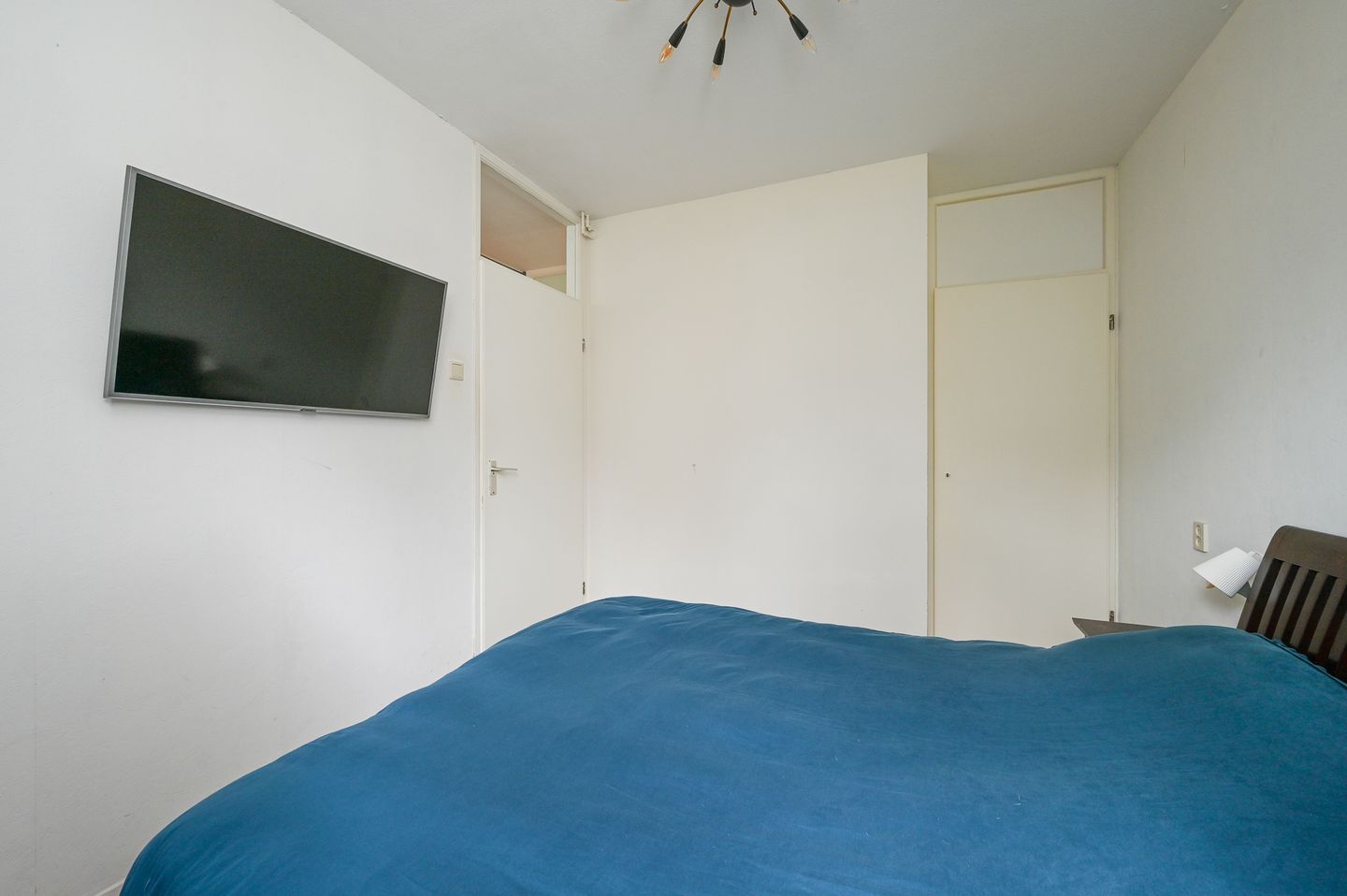 Photo 14 of Claude Debussystraat 45