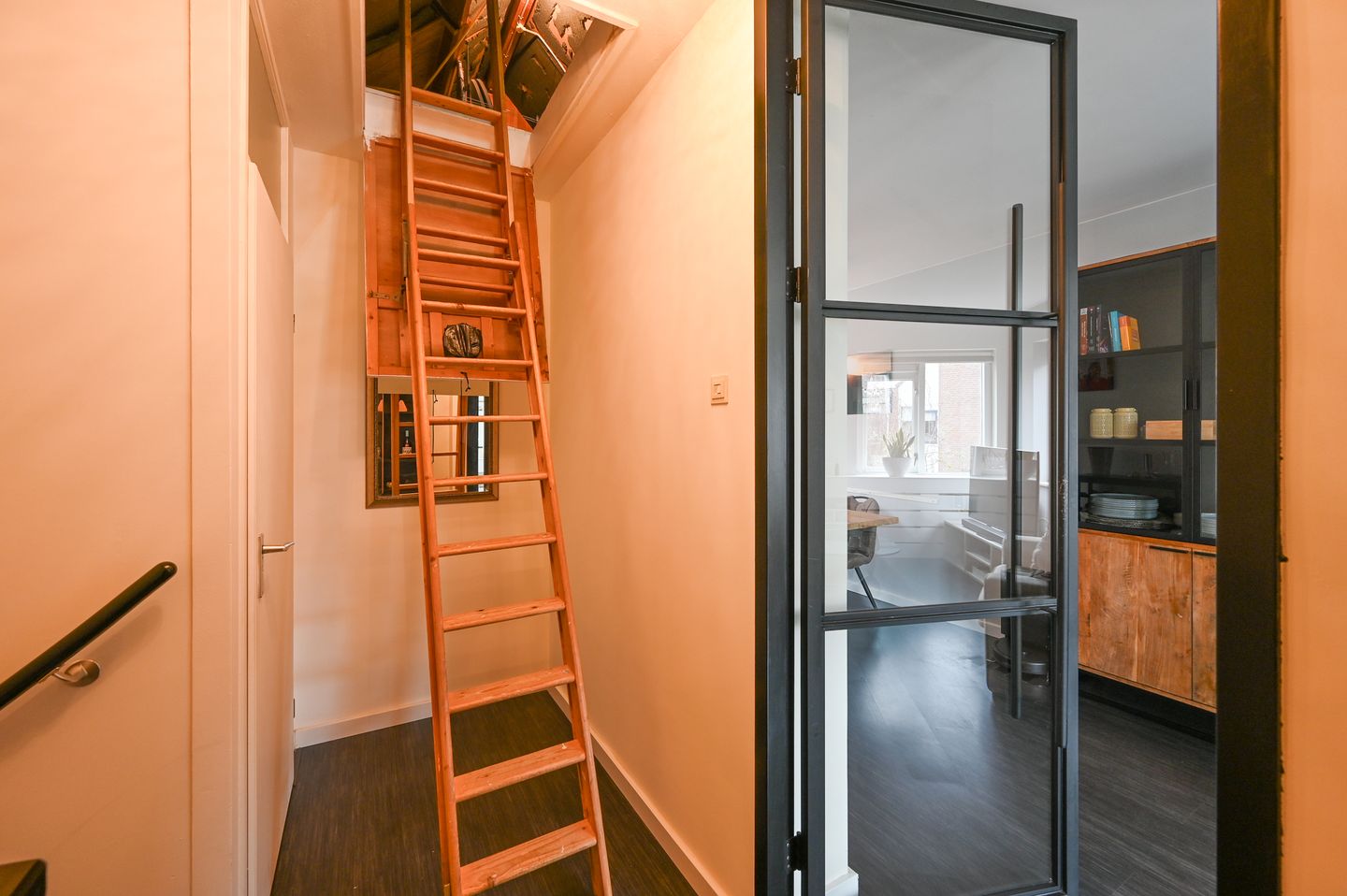 Photo 34 of Claude Debussystraat 45