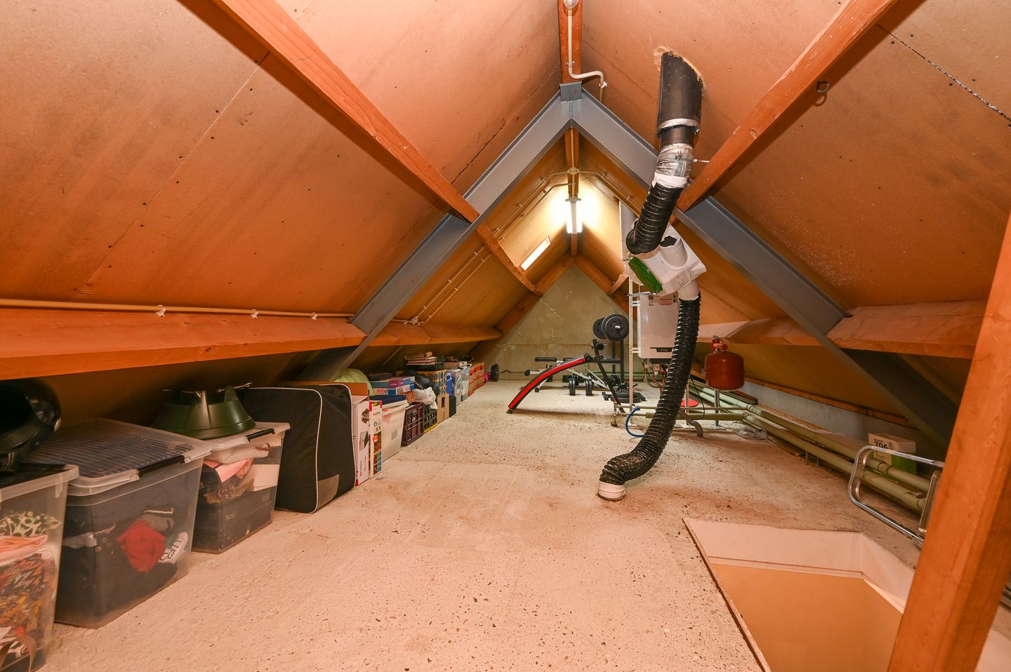 Photo 35 of Claude Debussystraat 45