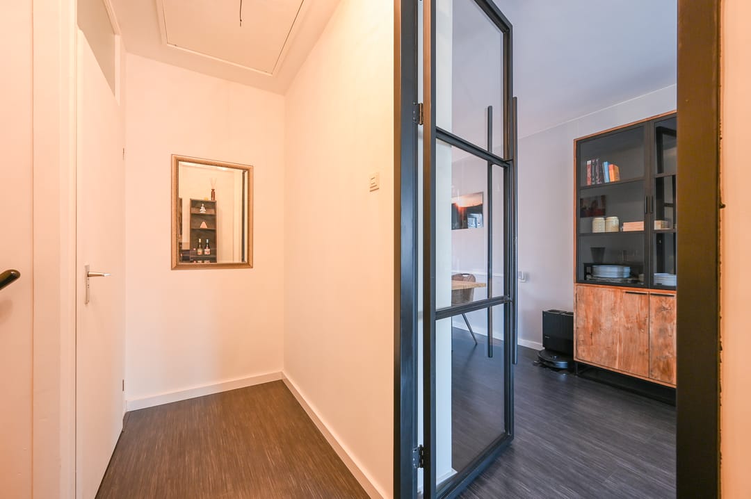 Photo 17 of Claude Debussystraat 45