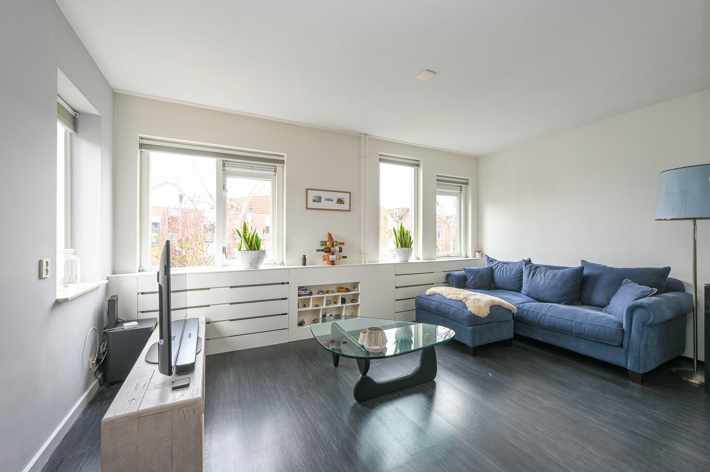 Photo 20 of Claude Debussystraat 45