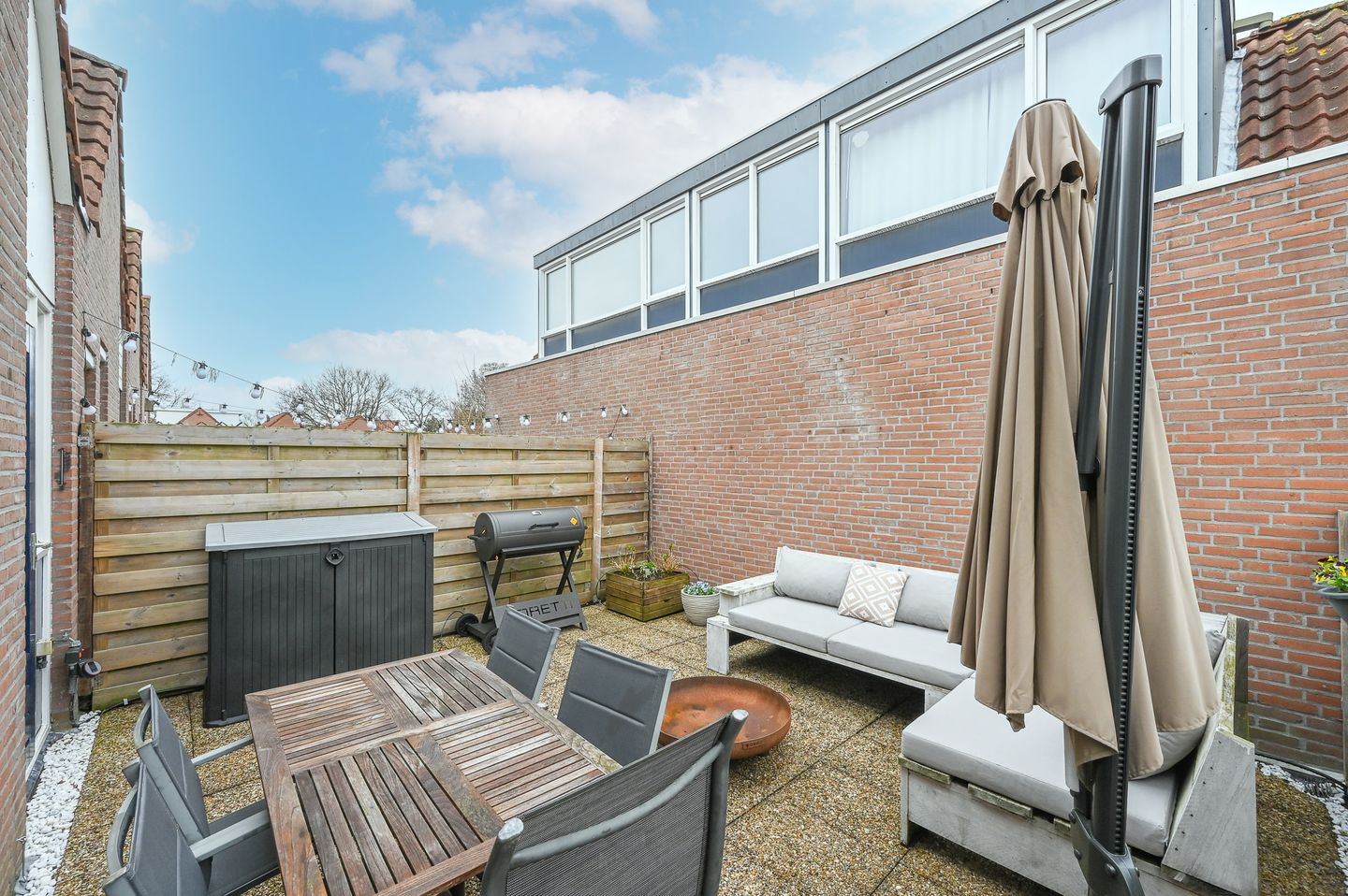 Photo 29 of Claude Debussystraat 45