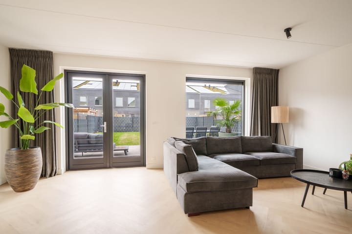 Foto 2 van Rudolf Mössbauerstraat 7