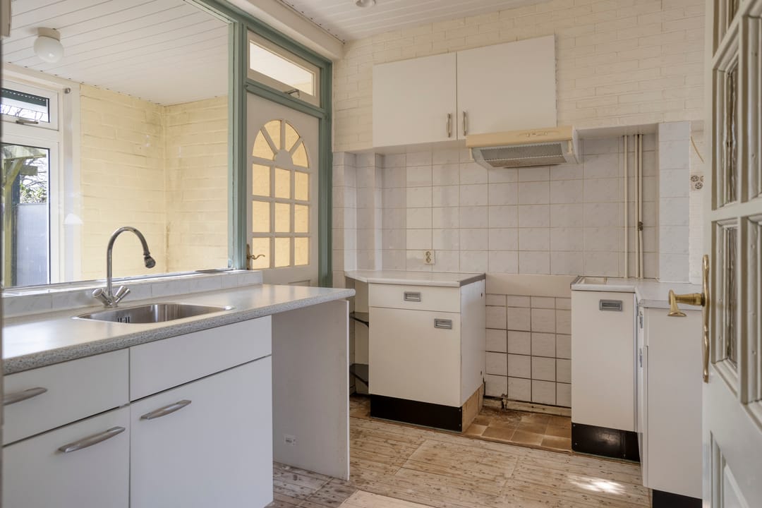 Photo 8 of Ridderspoorstraat 44