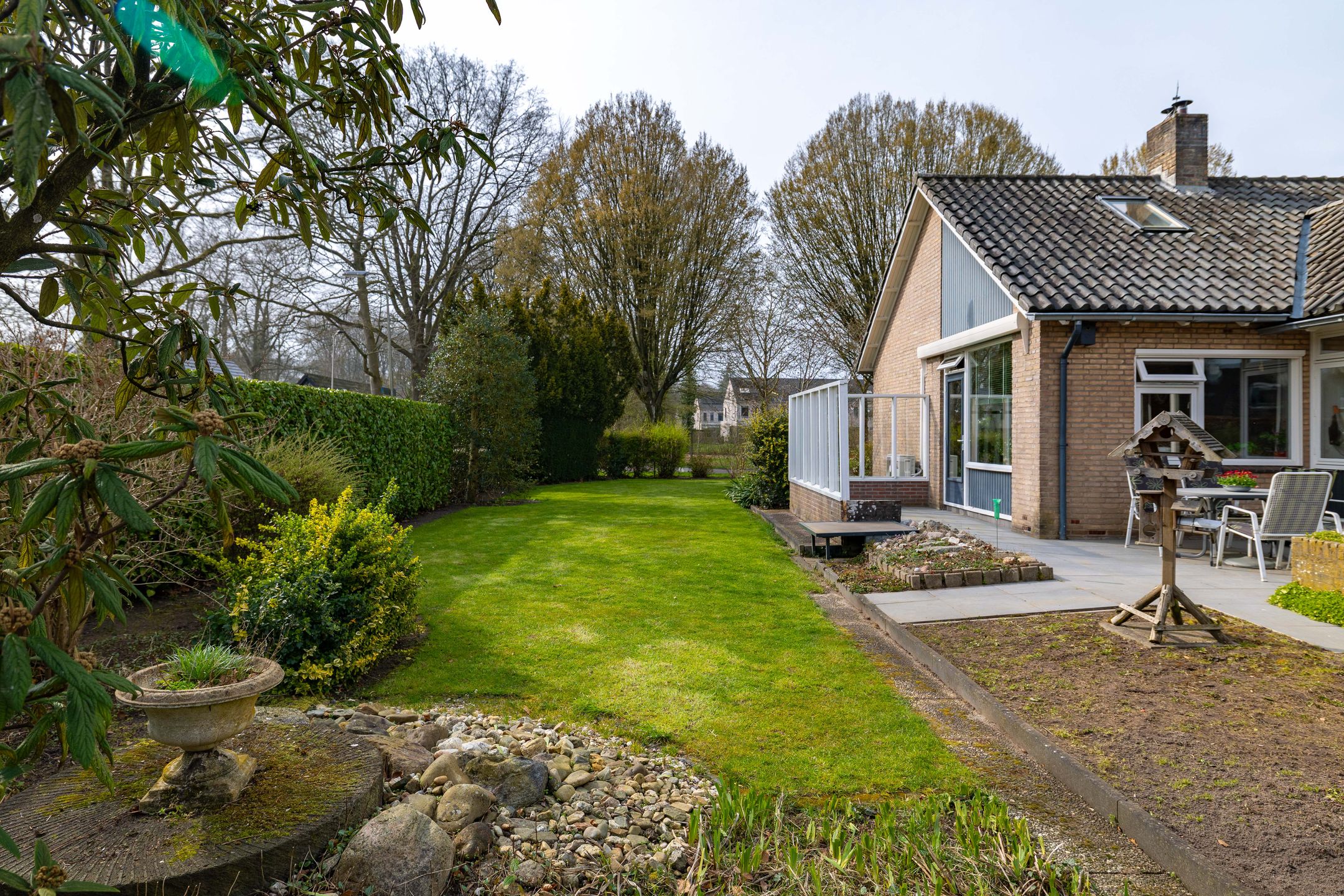 Spacious semi-bungalow with large garden near Diepenveen village center — 35