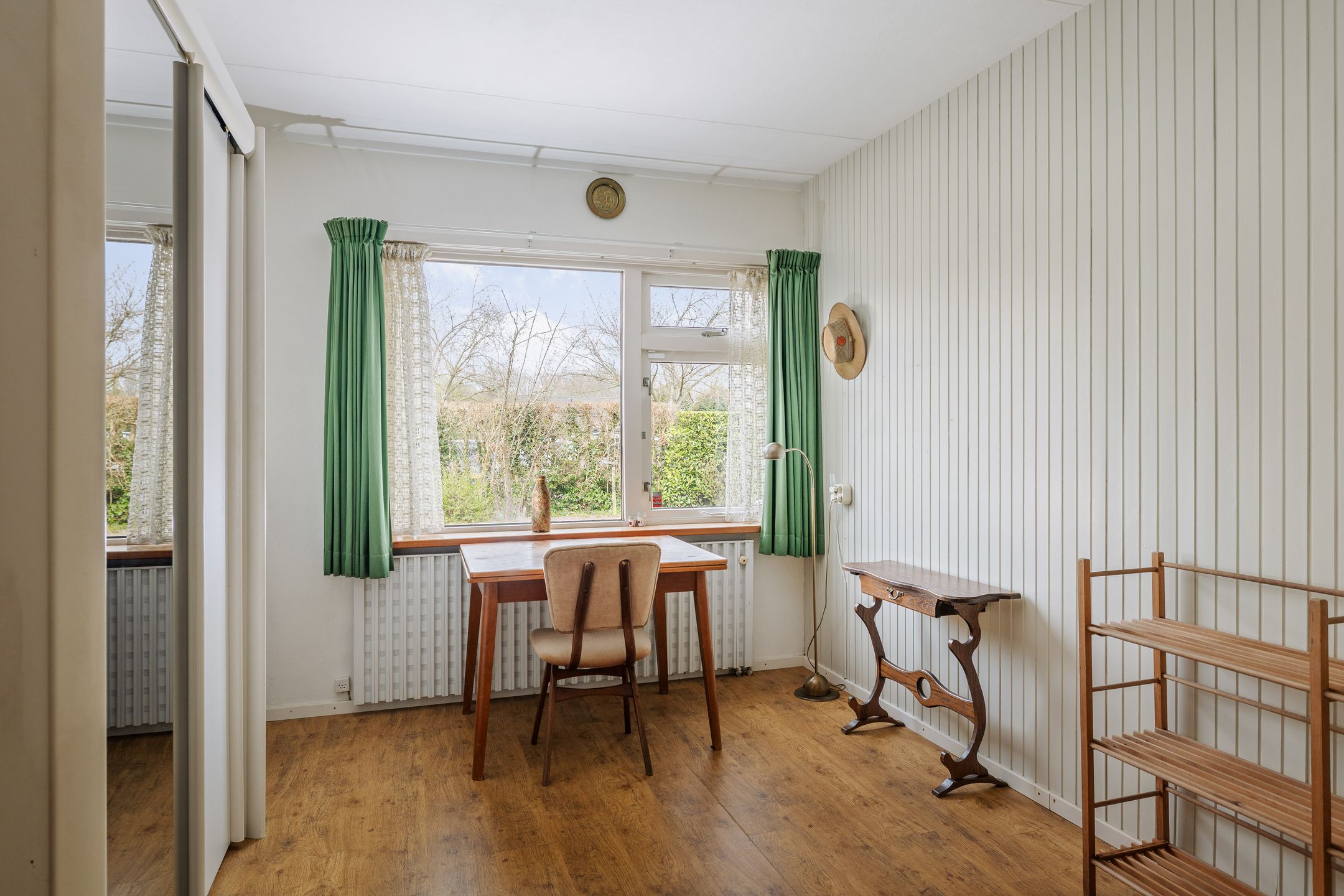 Spacious semi-bungalow with large garden near Diepenveen village center — 20