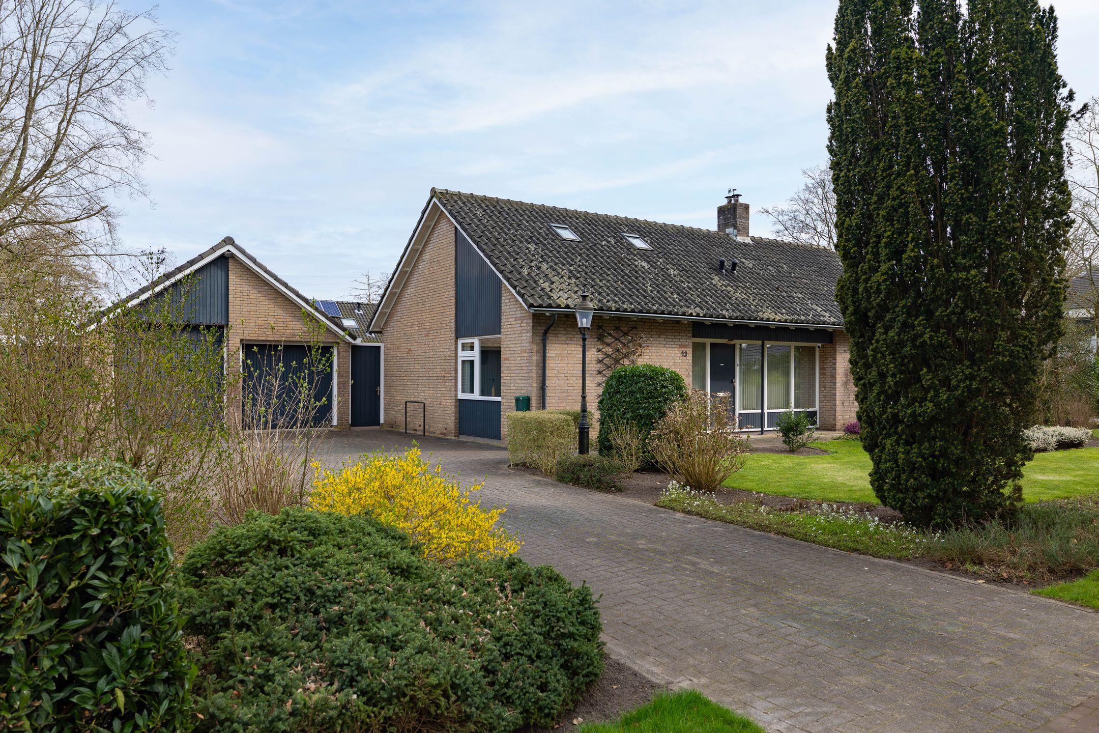 Burg. Arriënsweg 13 