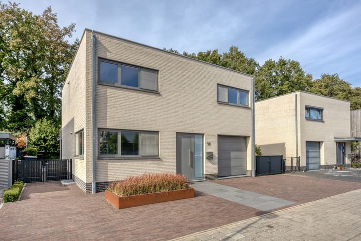 Photo 2 of Schout van Heeckerenring 59