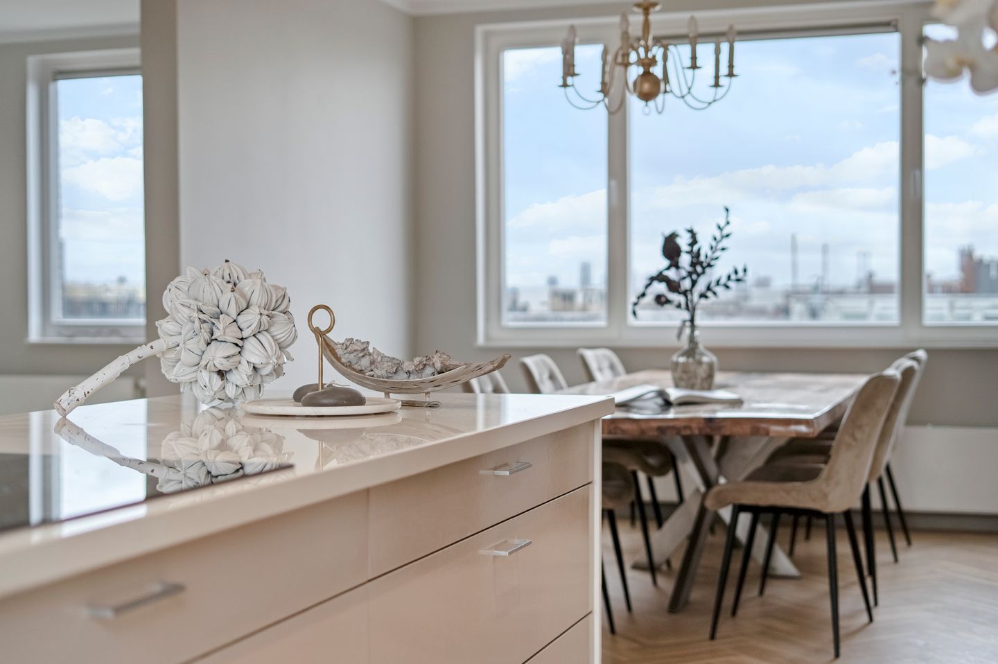 Photo 14 of Irisstraat 121