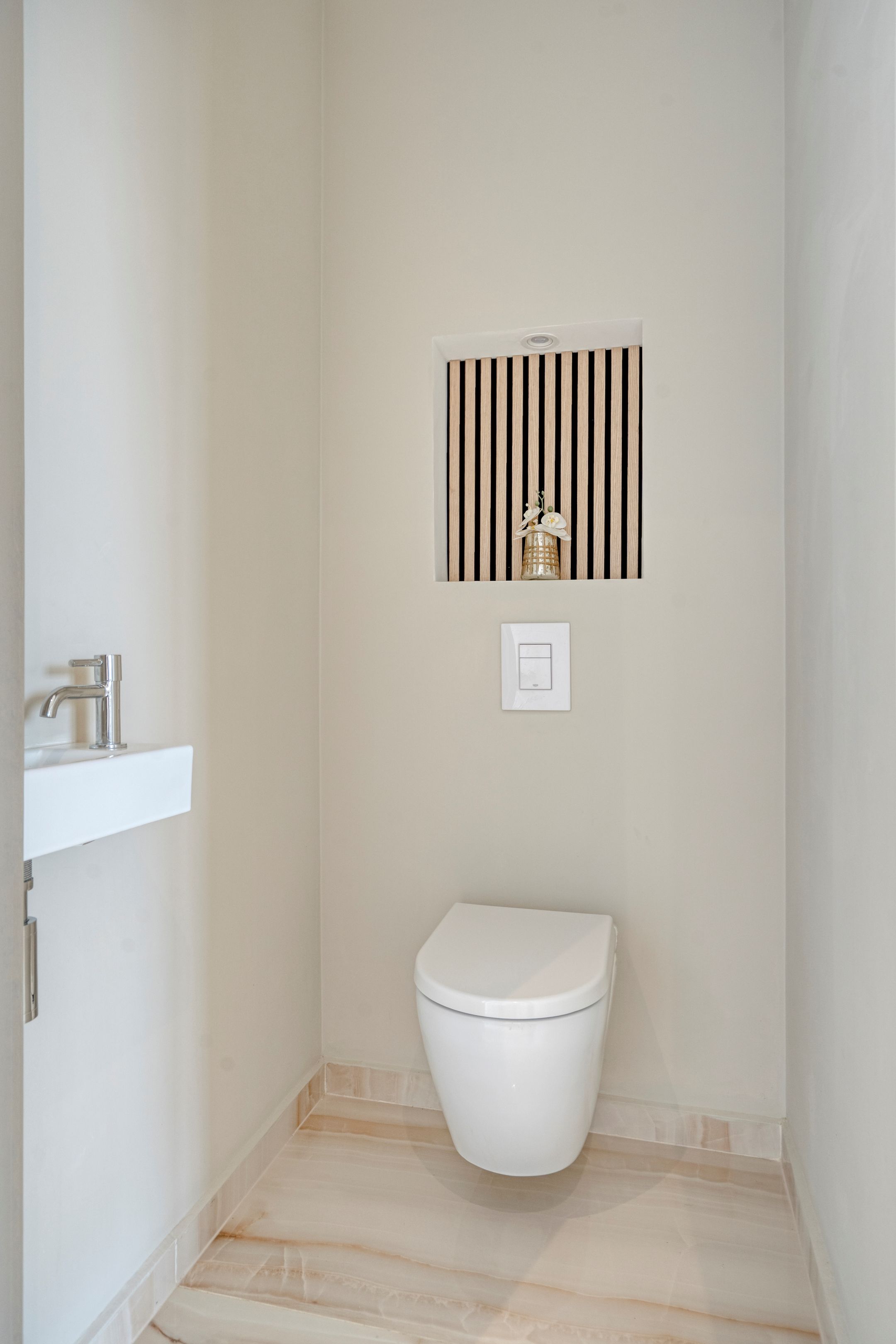 Photo 63 of Irisstraat 121