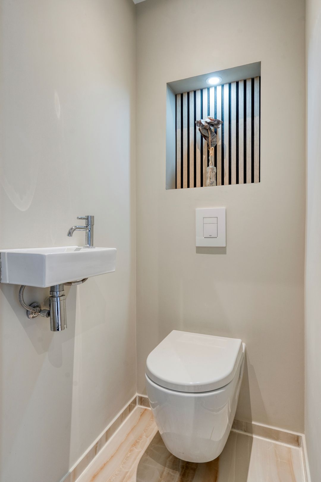 Photo 62 of Irisstraat 121