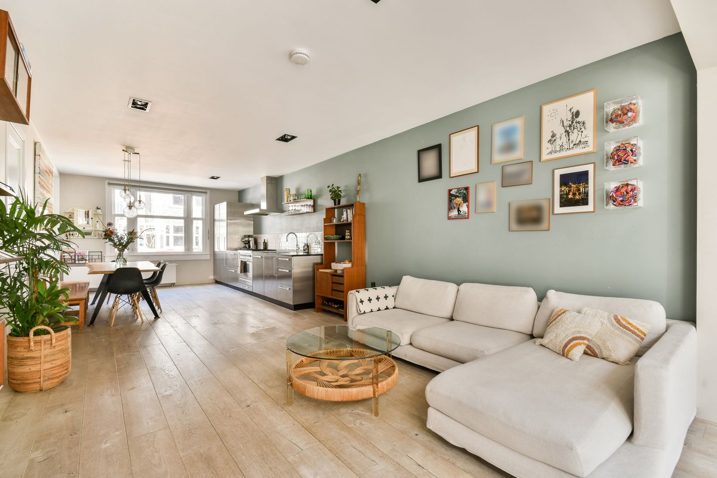 Foto 5 van Woubruggestraat 22-H