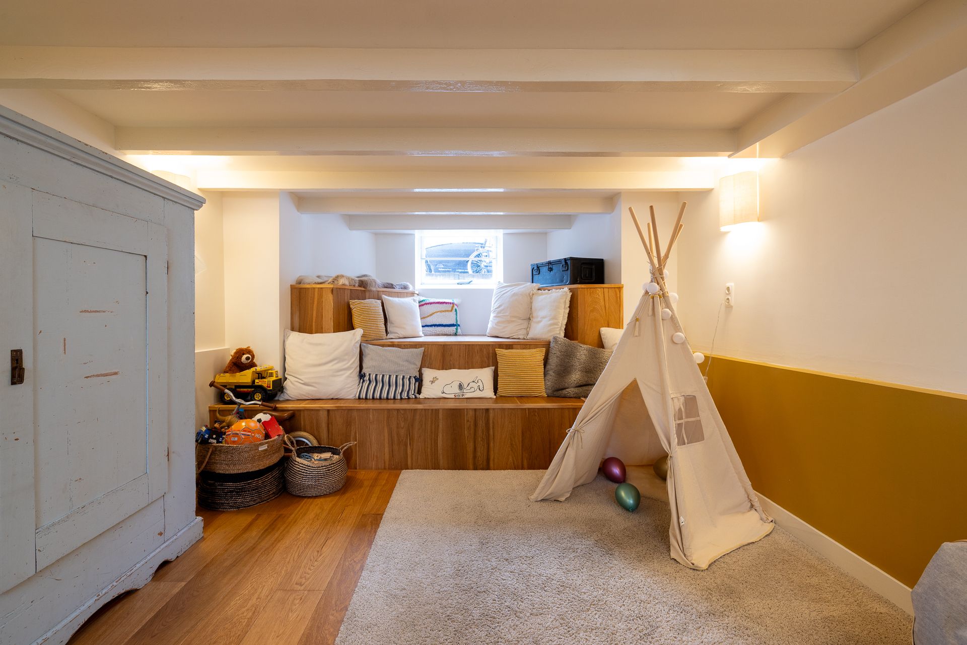 Foto 15 van Adriaen van der Doeslaan 9