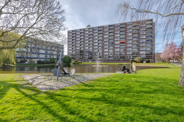 Photo 2 of Roosstraat 98