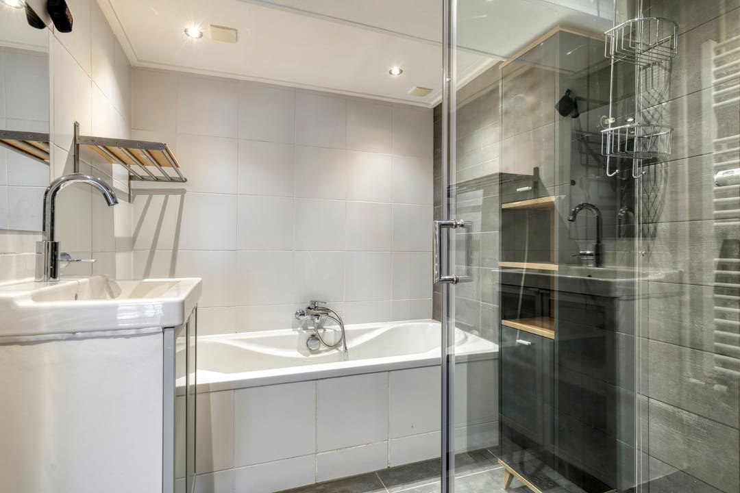 Charming Semi-Detached Family Home in the Heart of Zaandam — 16