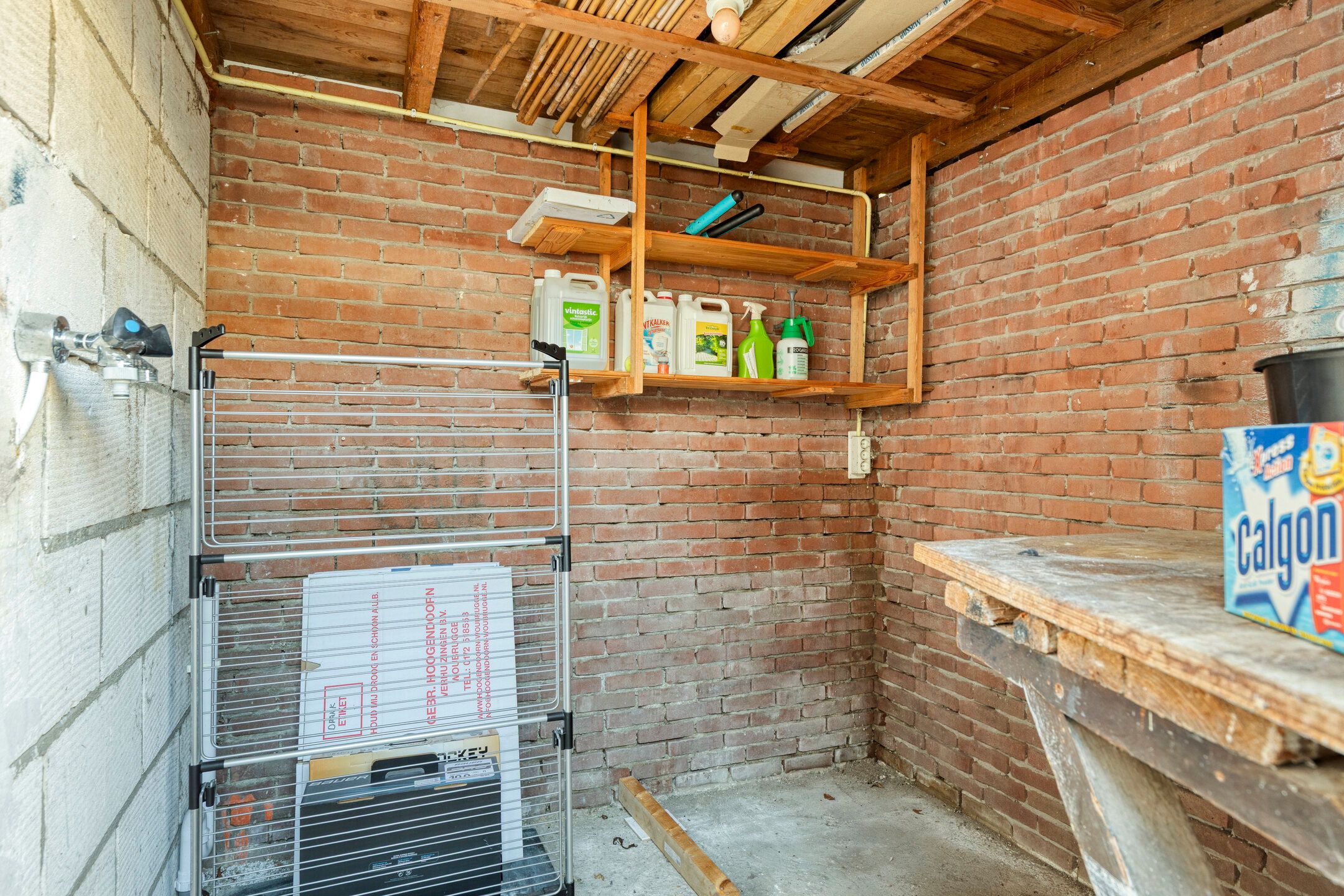 Photo 18 of Willemstraat 4