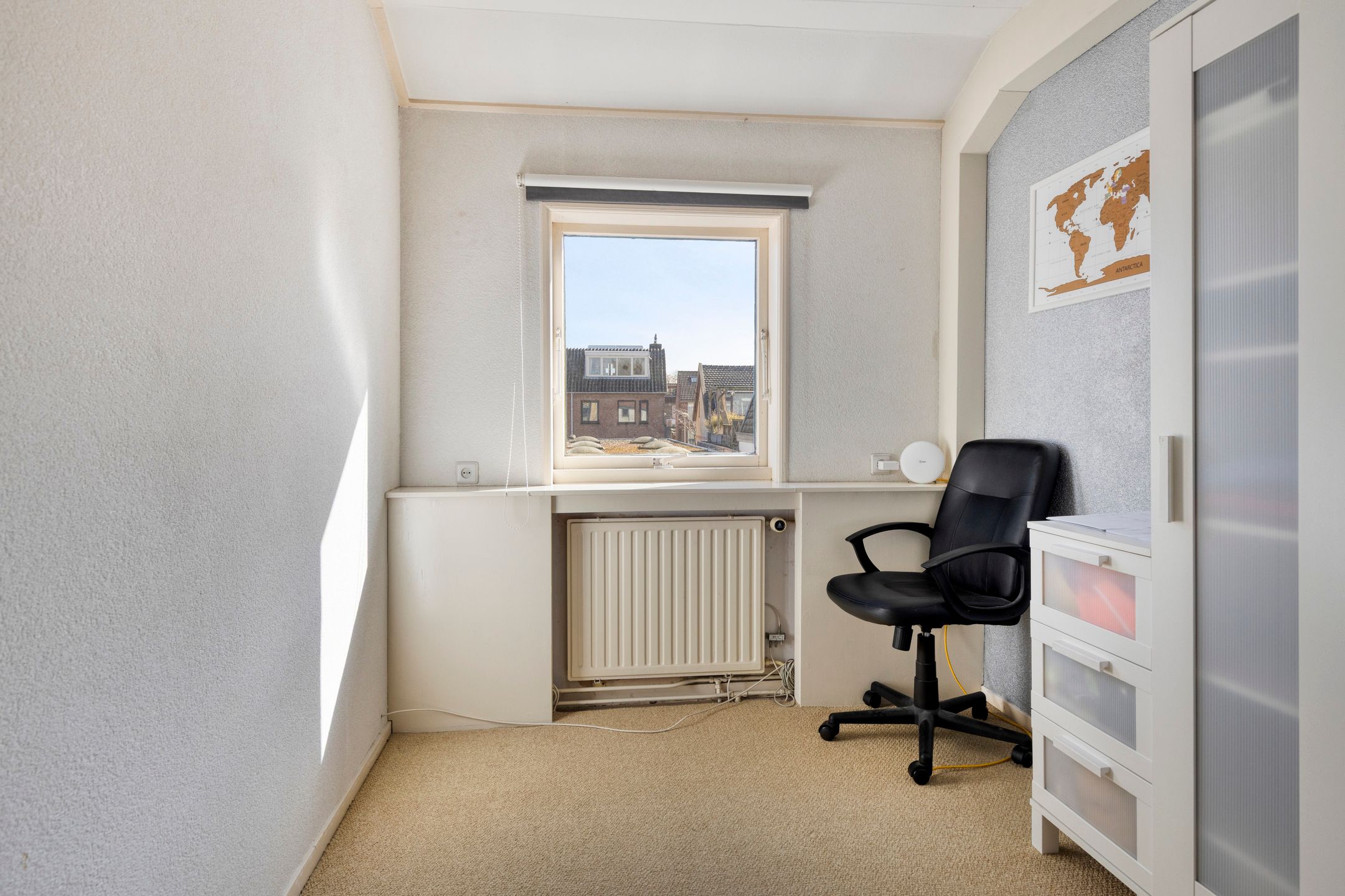 Photo 27 of Willemstraat 4