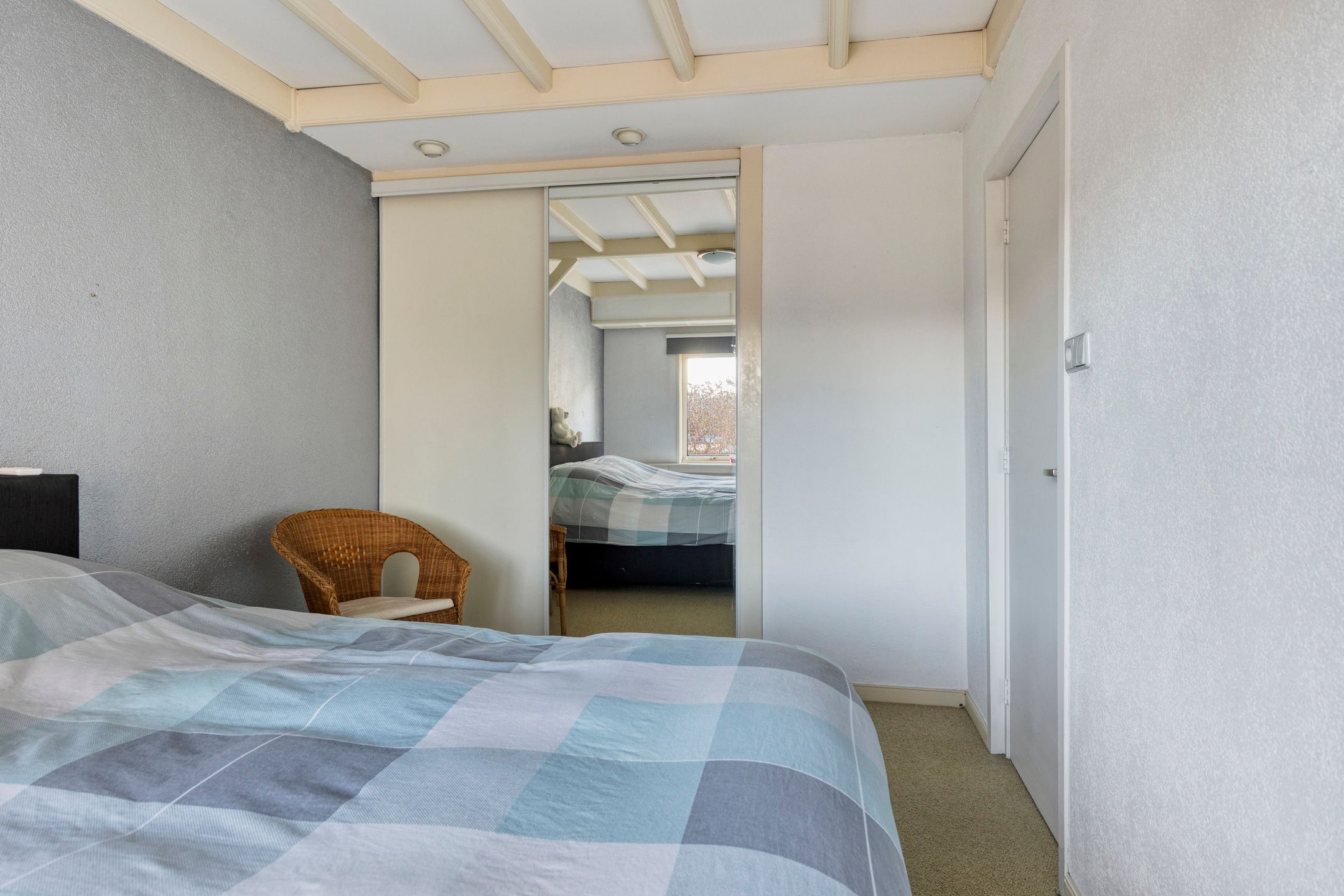 Photo 21 of Willemstraat 4