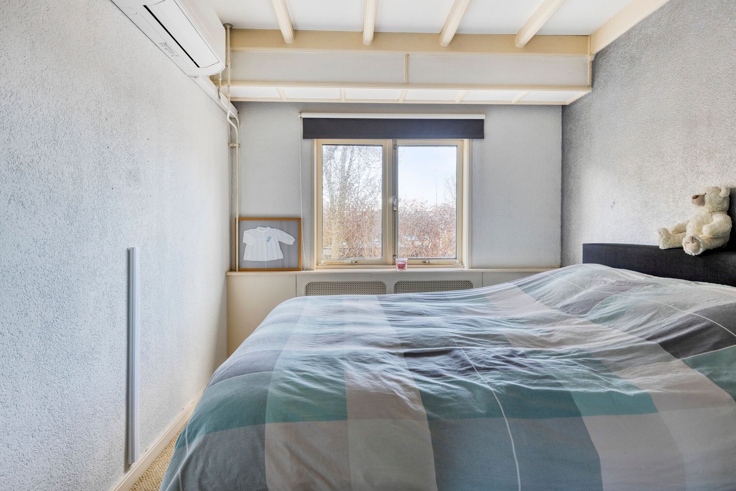 Photo 20 of Willemstraat 4