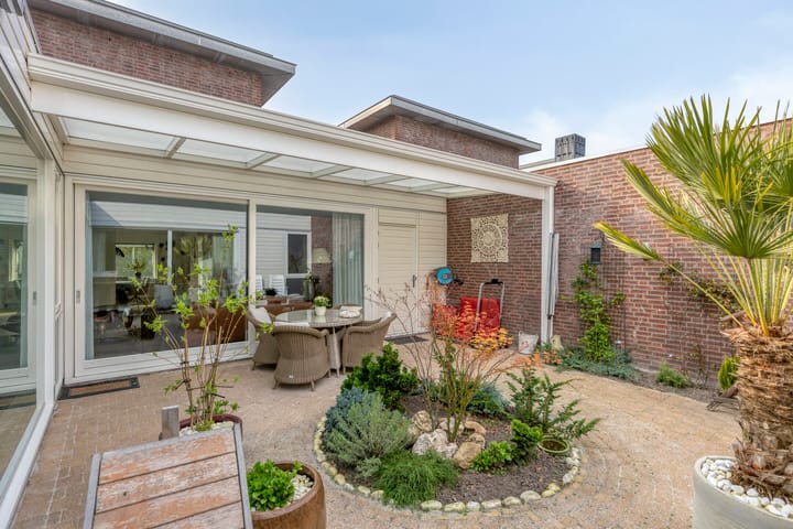 Photo 4 of Klaprooslaan 3