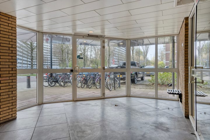 Photo 3 of Bart Verhallenplein 178