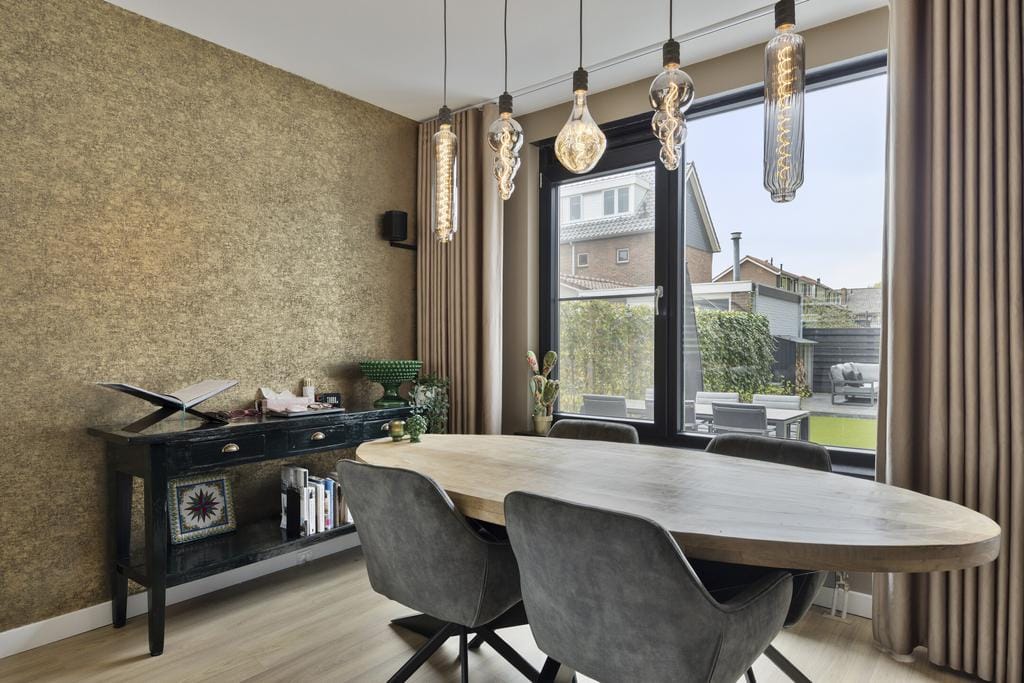 Photo 10 of Bernhardstraat 20