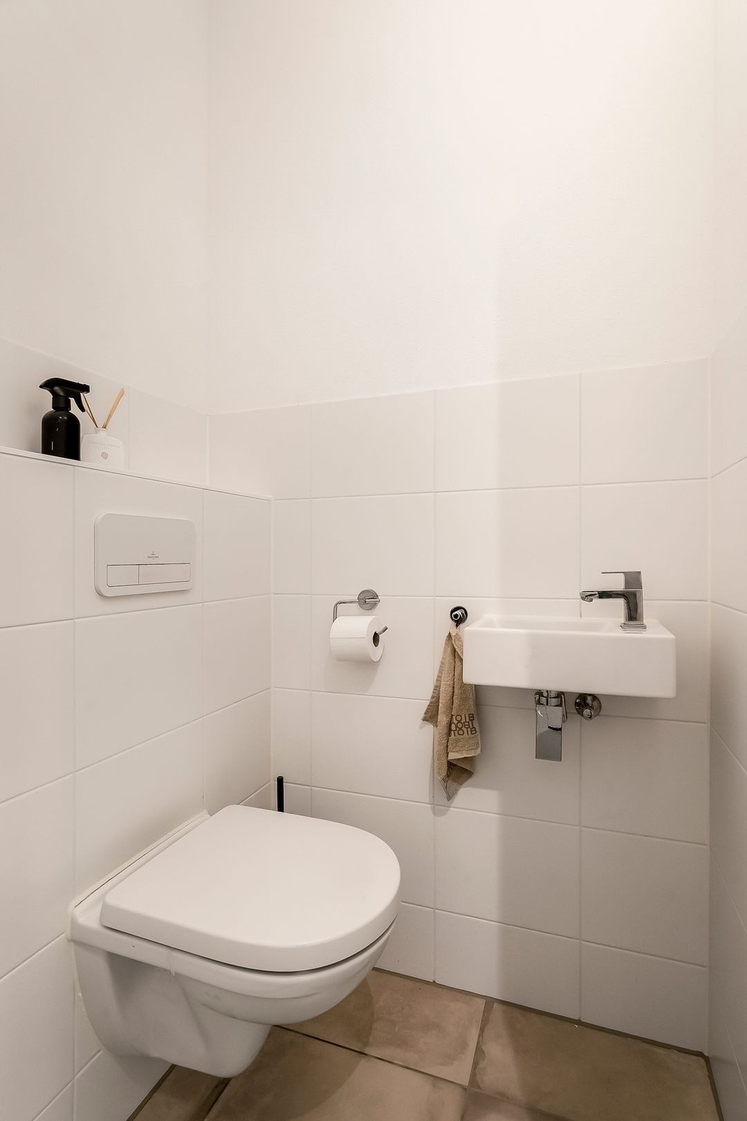 Modern 2-Bedroom Apartment with Sunny Terrace in Sportheldenbuurt — 24
