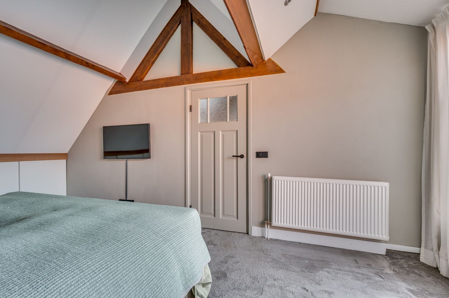 Foto 29 van Venloseweg 15