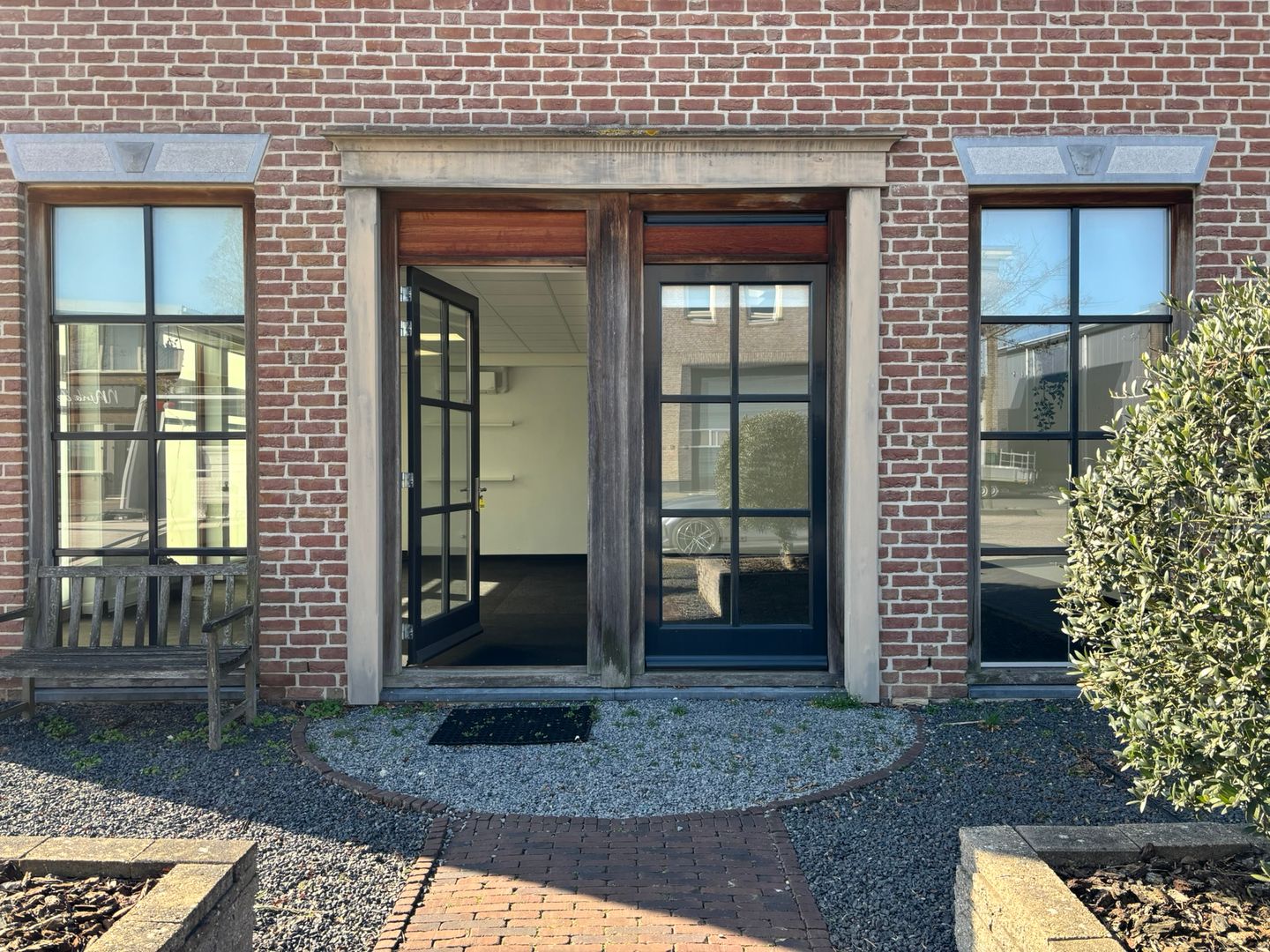 Bekijk foto 2 van Ambachtstraat 13